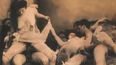 play Dark Lantern Entertainment presenteert My Secret Life: de erotische bekentenissen van een Victoriaanse heer met harig poesje en retro pijpbeurten