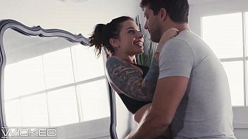 play مثليات hd تحاول أن ترى ما يشبه مع ديك في كس