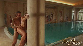 play Xxx avec des mamans enceintes xxx sexe sérieux à la piscine