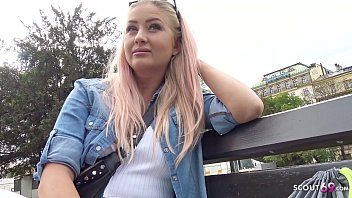 play blonde collega is een bitch onverzadigd door de penis die wordt gefilmd