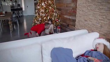 play Ioana pieprzy nastolatka lubi uprawiać seks w pobliżu jodły 2019