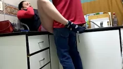 play Hardcore Cuckold: Cel mai bun prieten al meu dă-i dracului de soția mea curvă în bucătărie