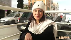 play Morena caliente Lena Coxx en trío anal salvaje