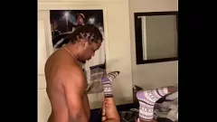 play Young Thug libra a bunda molhada da esposa madura, deixa -o creme